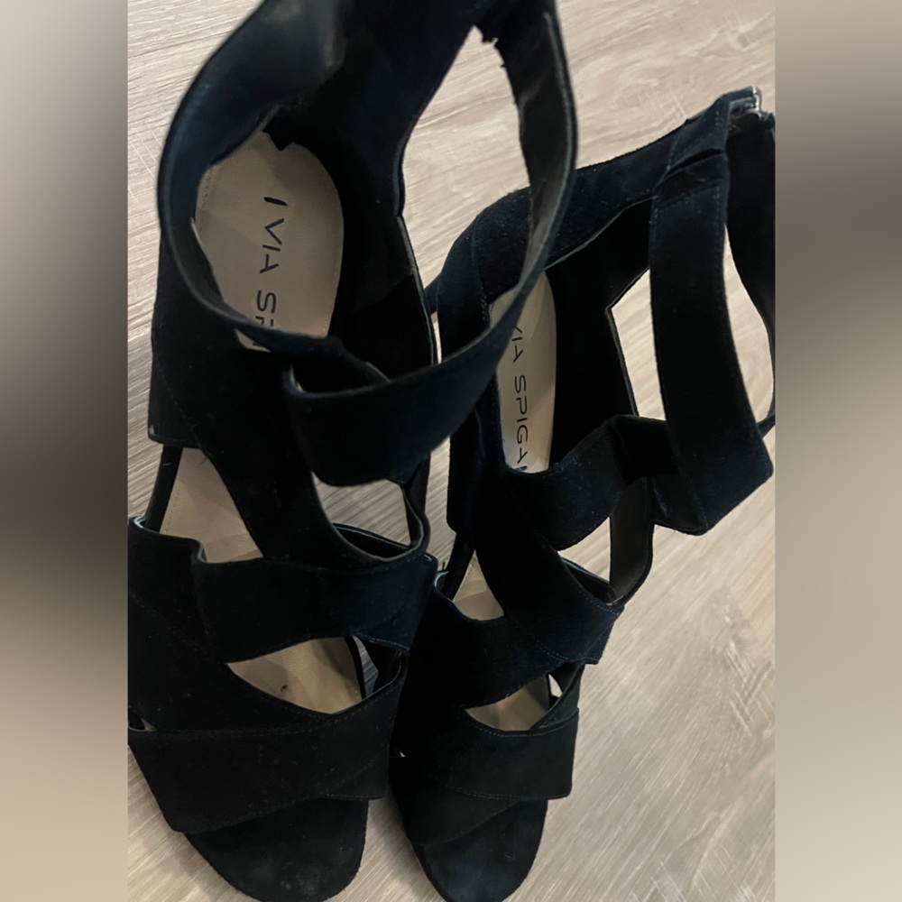 Via Spiga Women Black Suede Strappy Heels